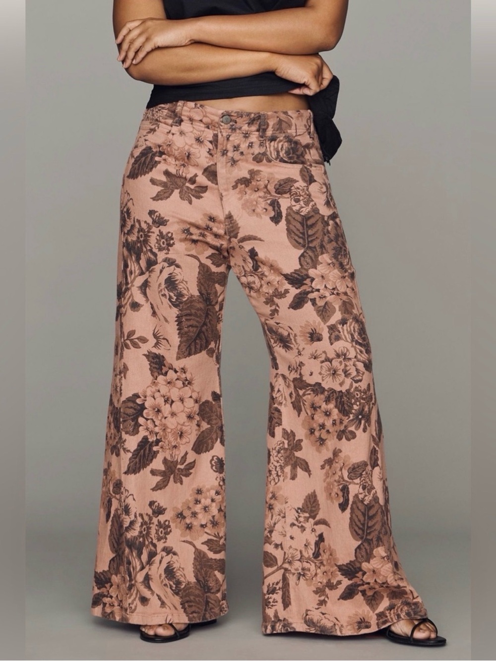 Anthropologie Pilcro Adi Mid-Rise Clean-Hem Flare Pants — Pink Floral | Size 27 - Picture 3 of 8